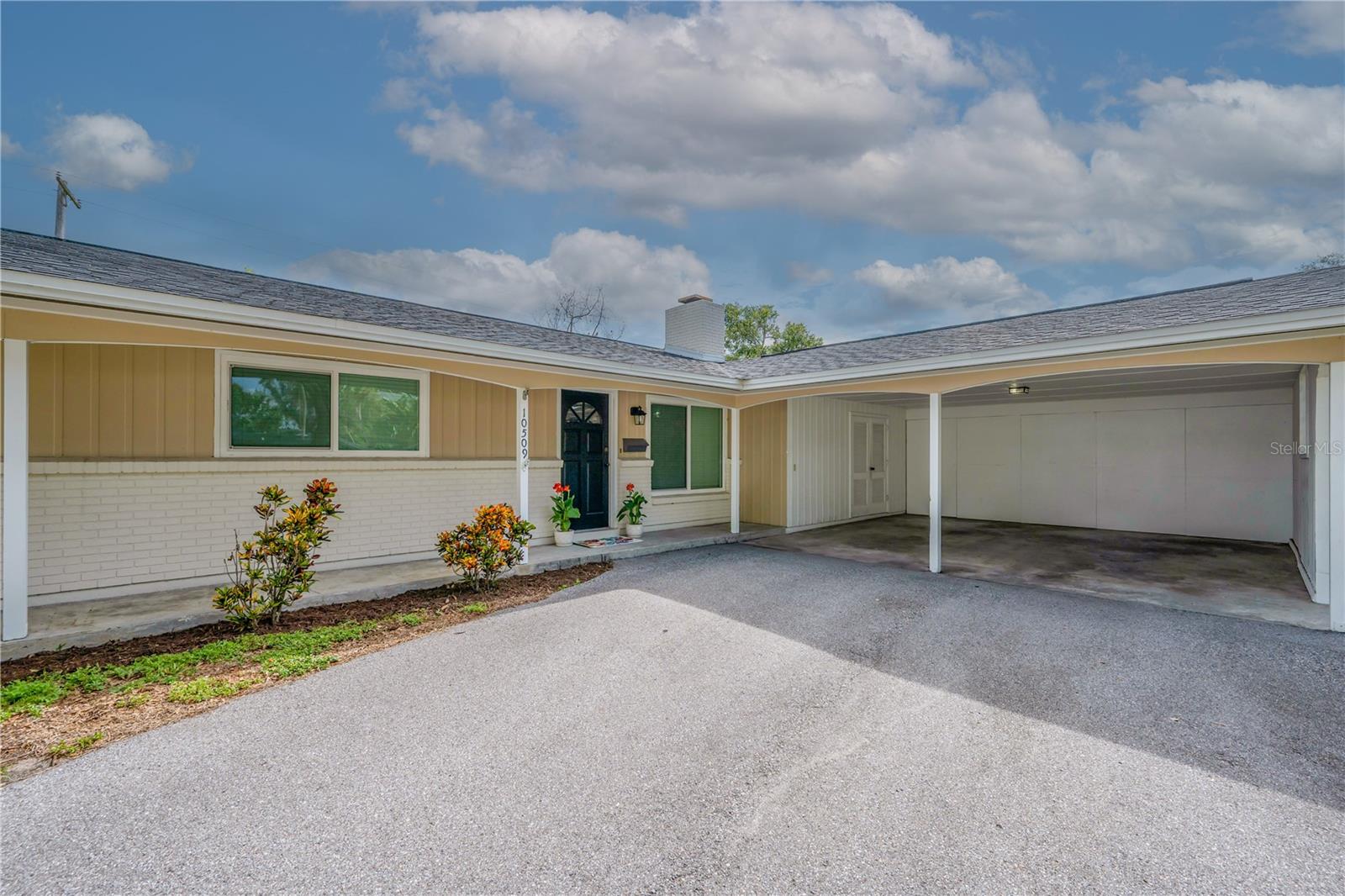10509 ORANGE GROVE DR — photo 2