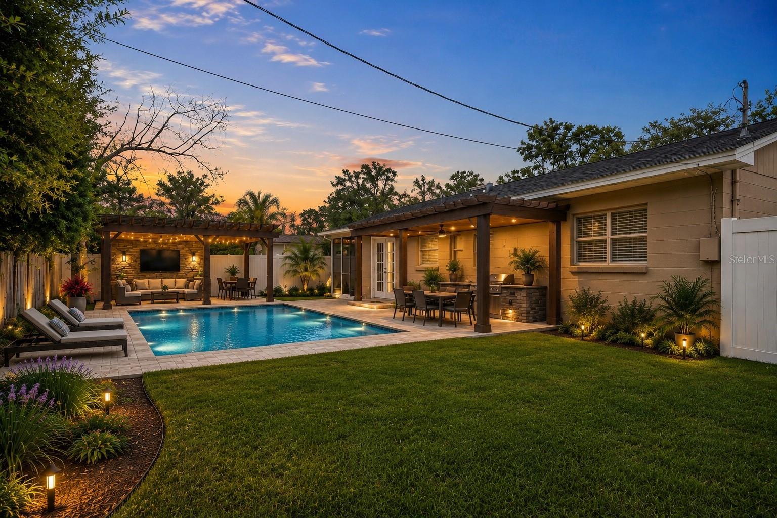 10509 ORANGE GROVE DR — photo 32