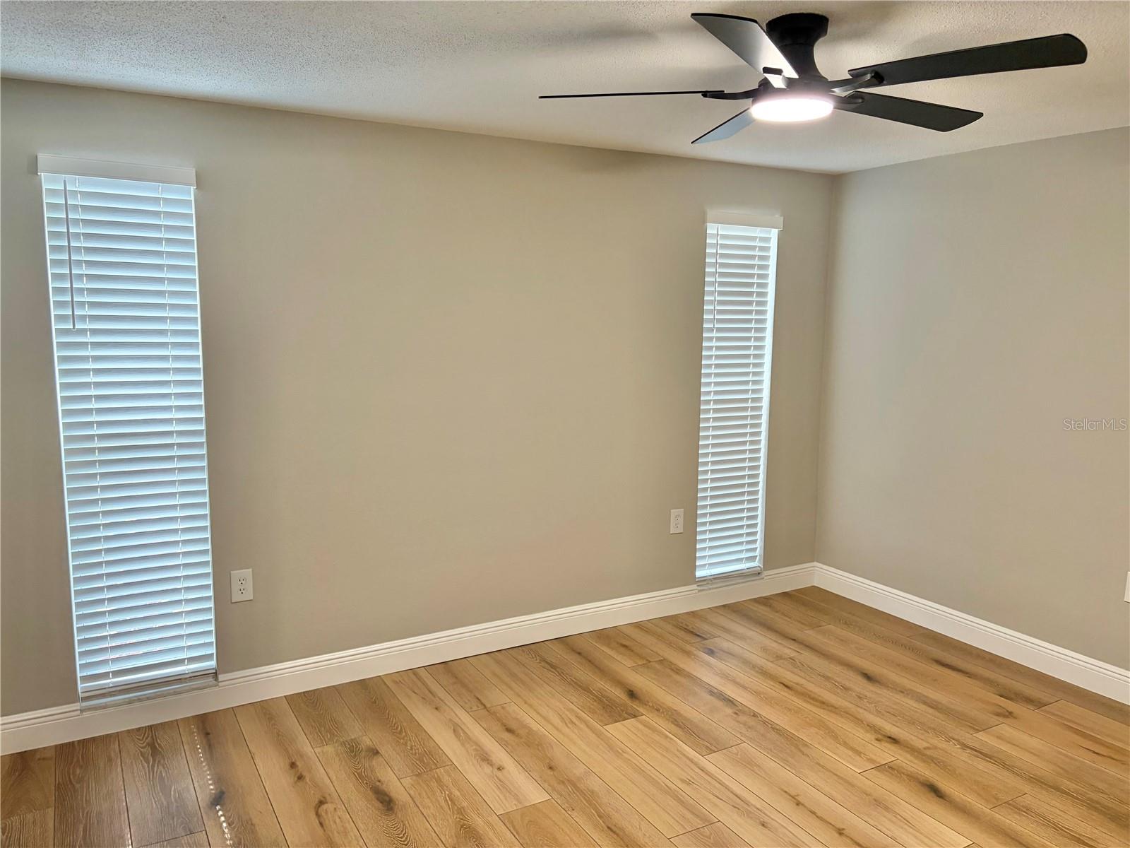 8938 COCHISE LN — photo 31