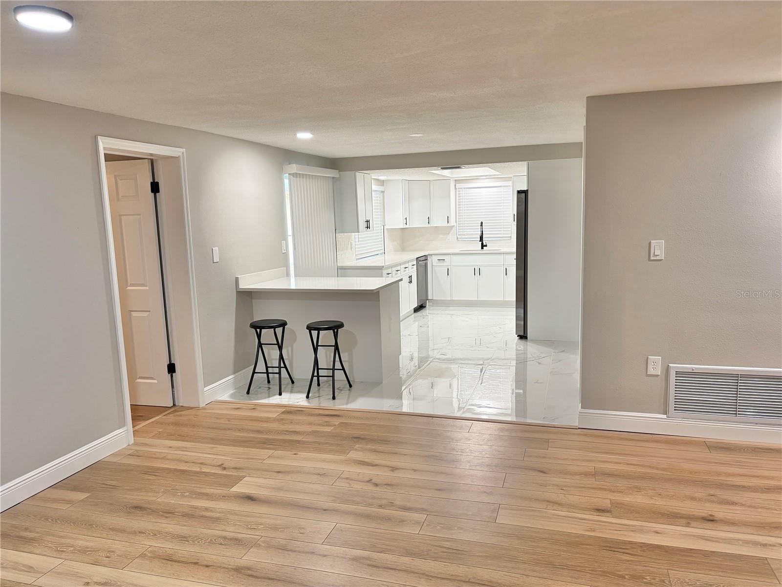 8938 COCHISE LN — photo 15