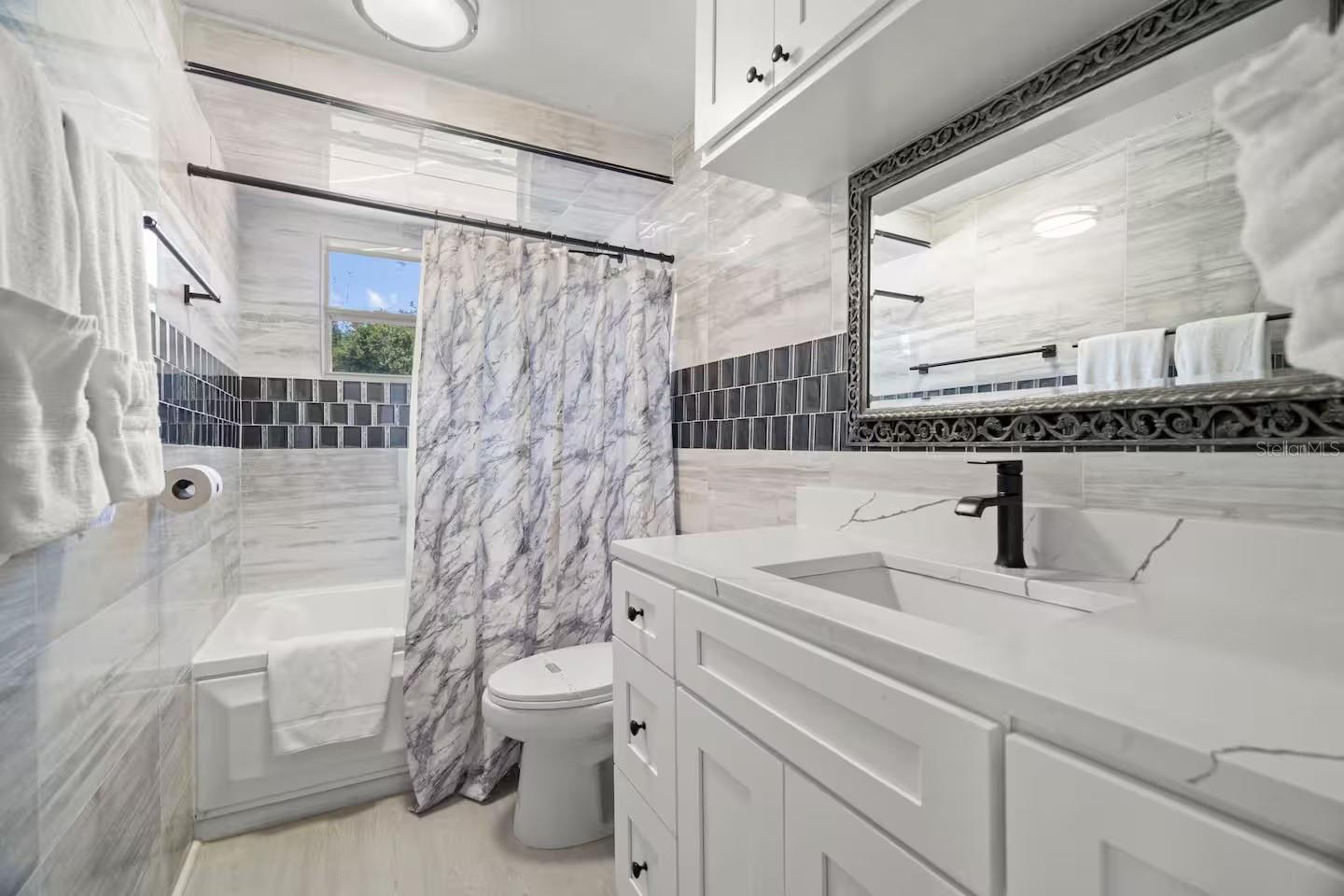 7005 FOUNTAIN AVE — photo 20