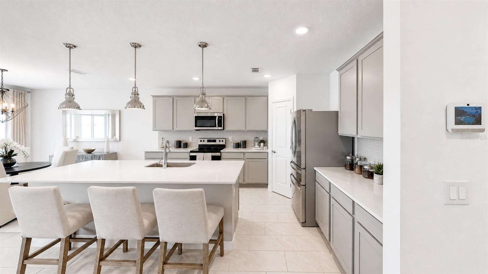 3884 CAPRI COAST DR — photo 6