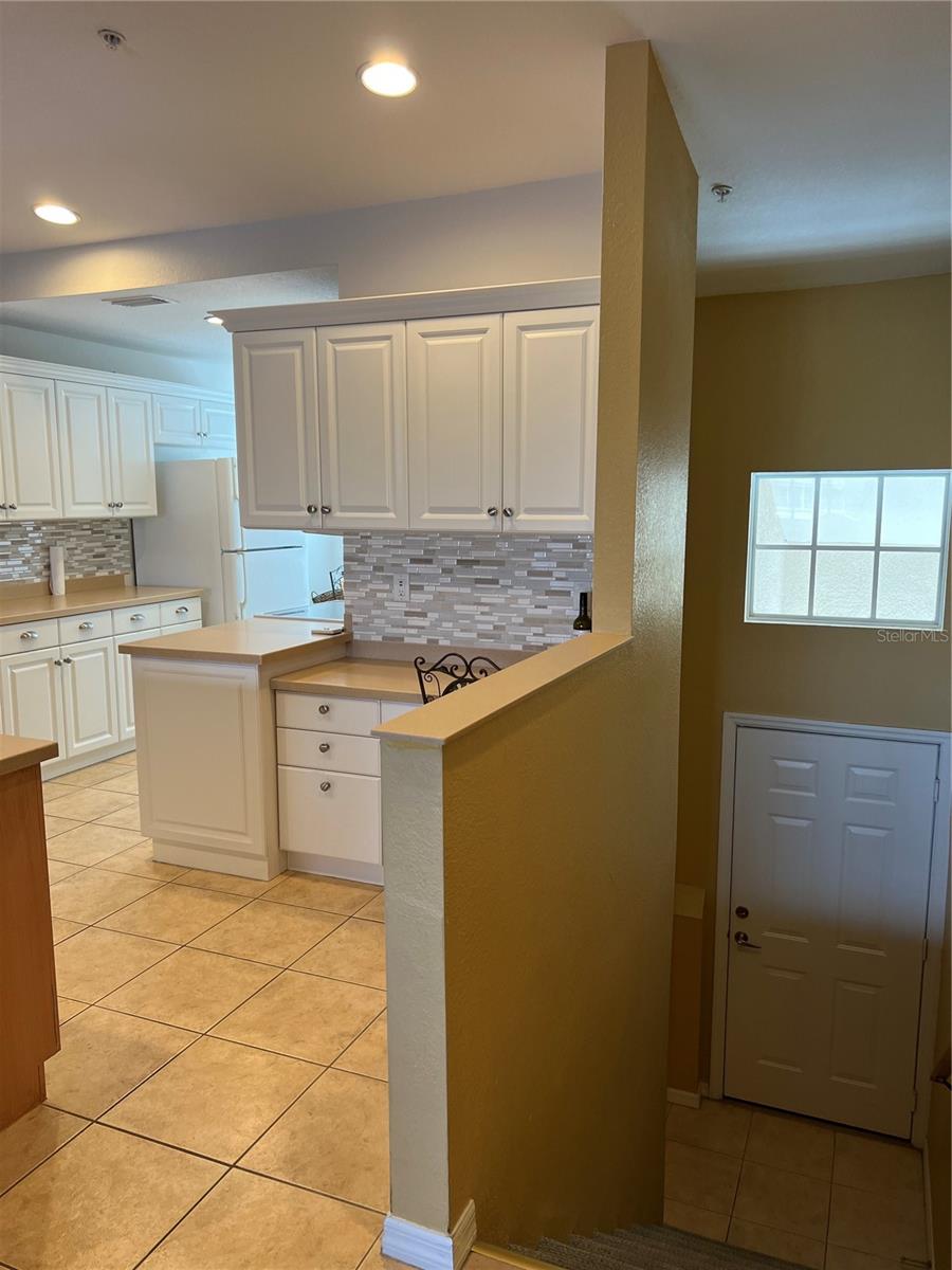 7060 STRAND CIR #7060 — photo 5