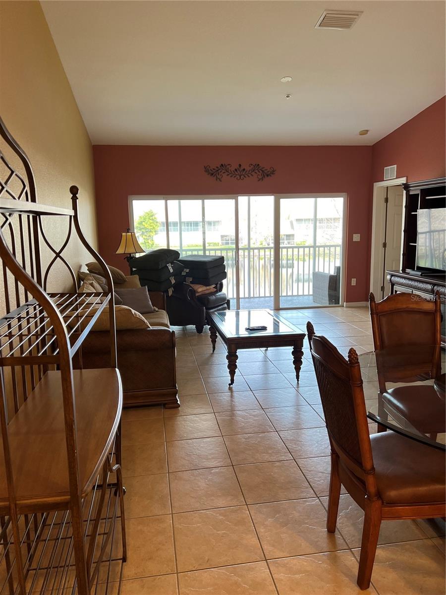 7060 STRAND CIR #7060 — photo 8