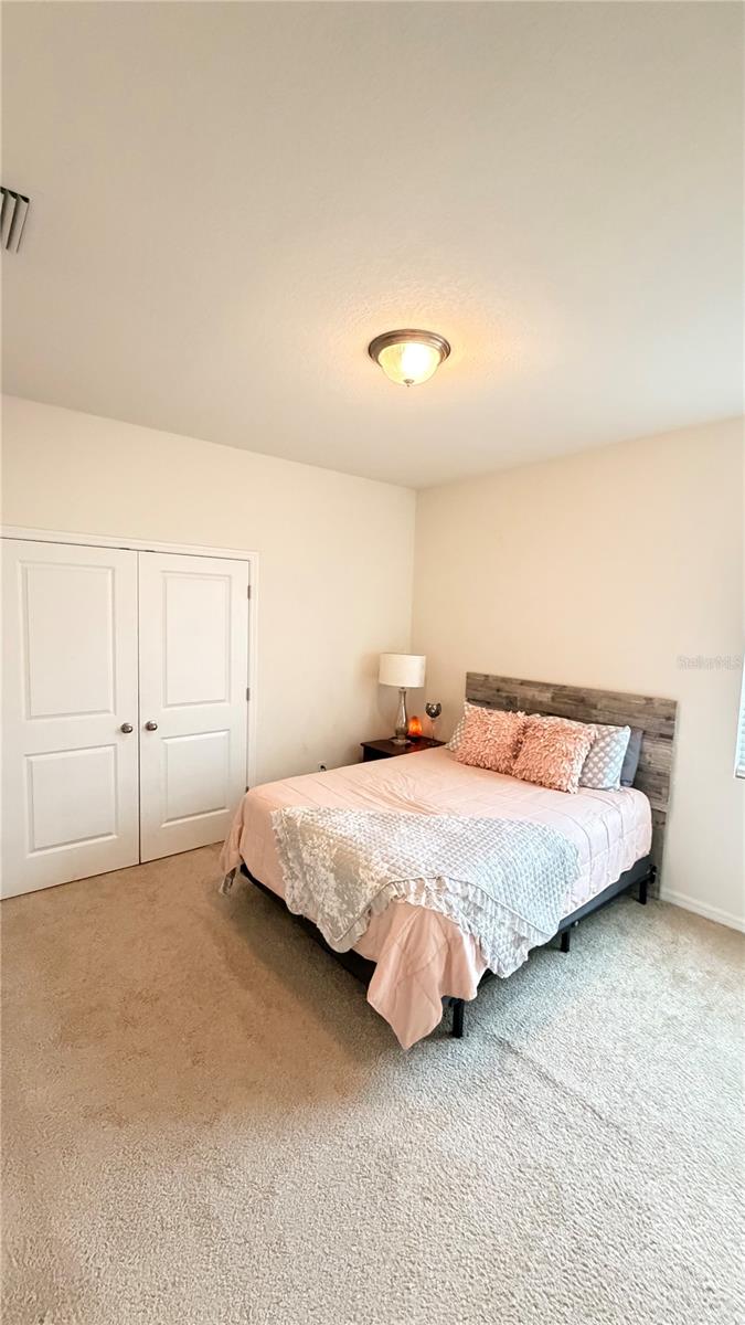Home in PALMETTO — photo 15