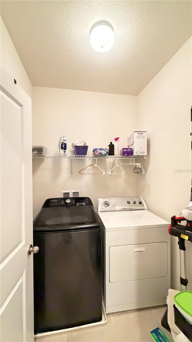Home in PALMETTO — photo 20