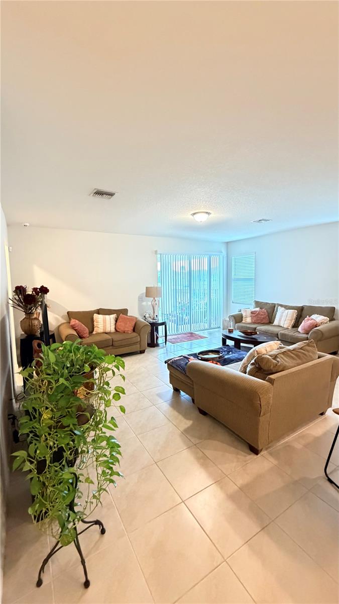 Home in PALMETTO — photo 10