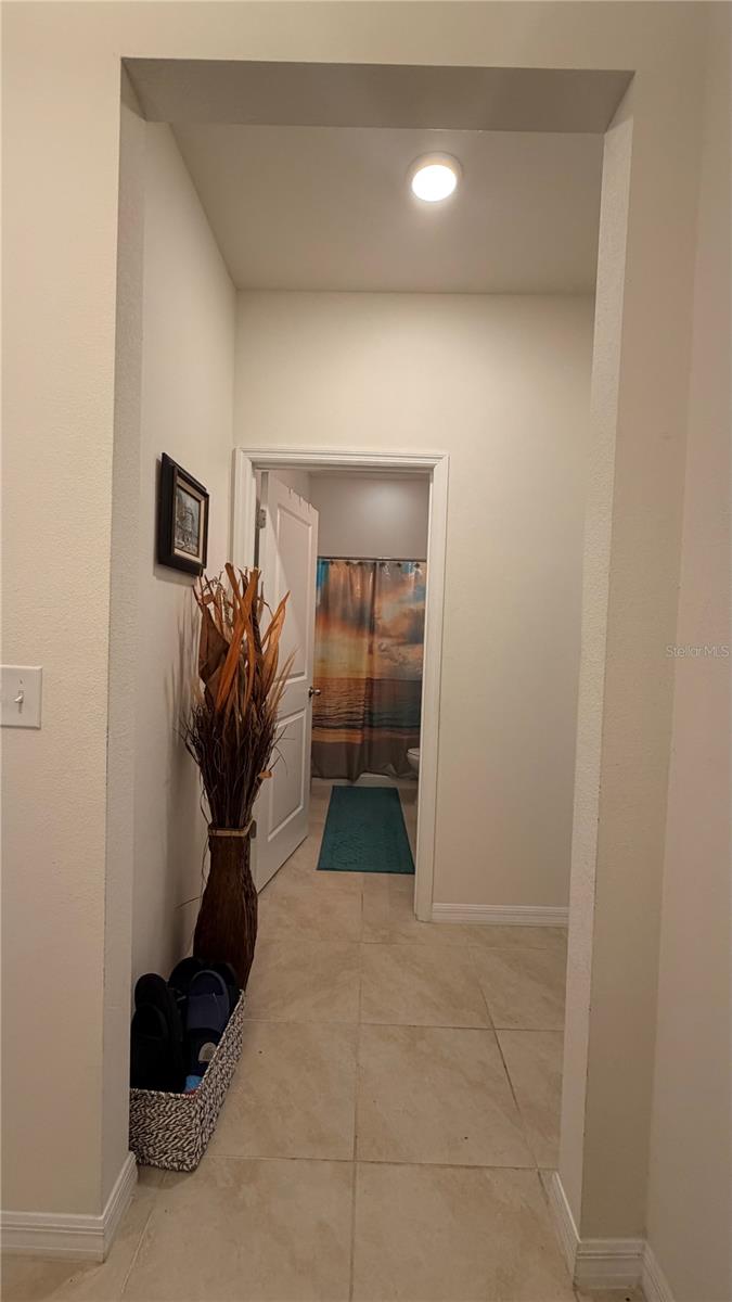Home in PALMETTO — photo 3