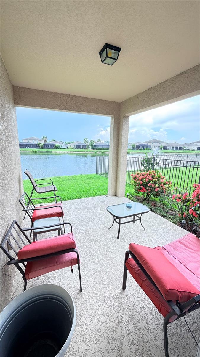 Home in PALMETTO — photo 28