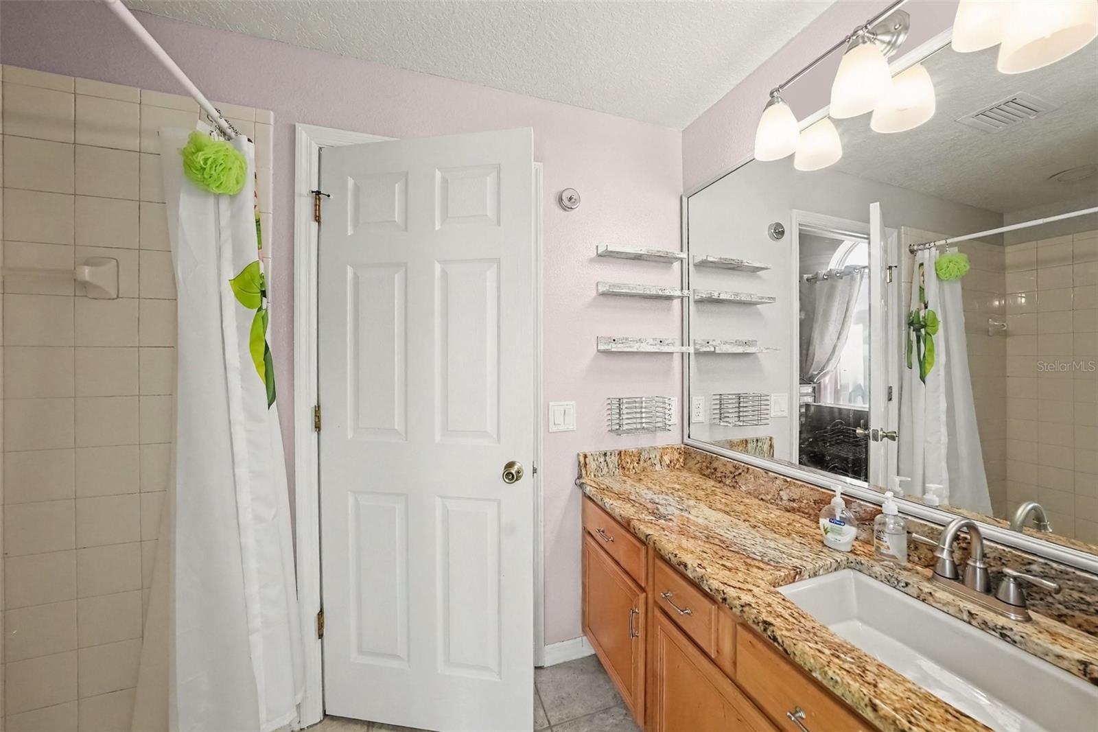 18425 EASTWYCK DR — photo 19