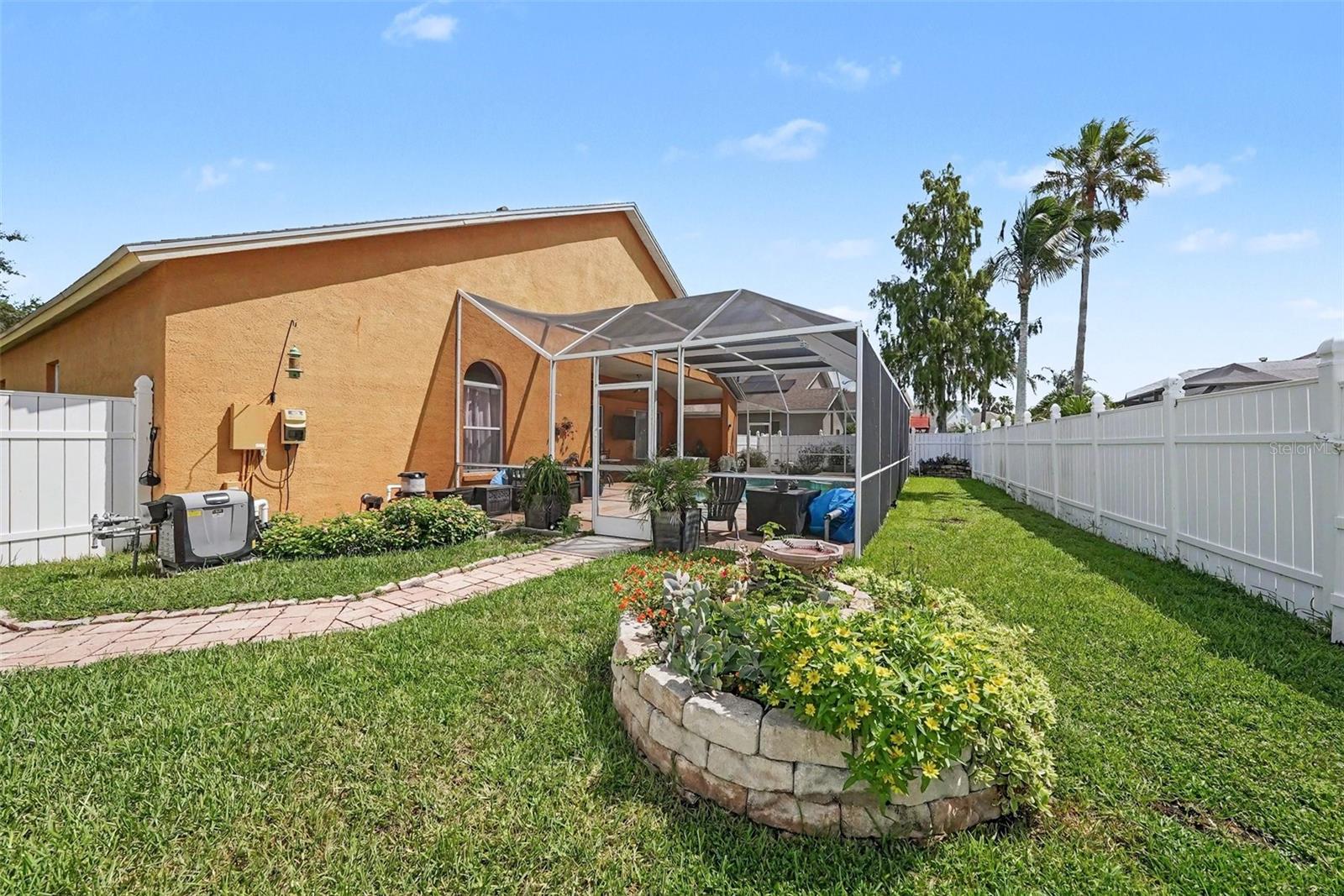 18425 EASTWYCK DR — photo 28