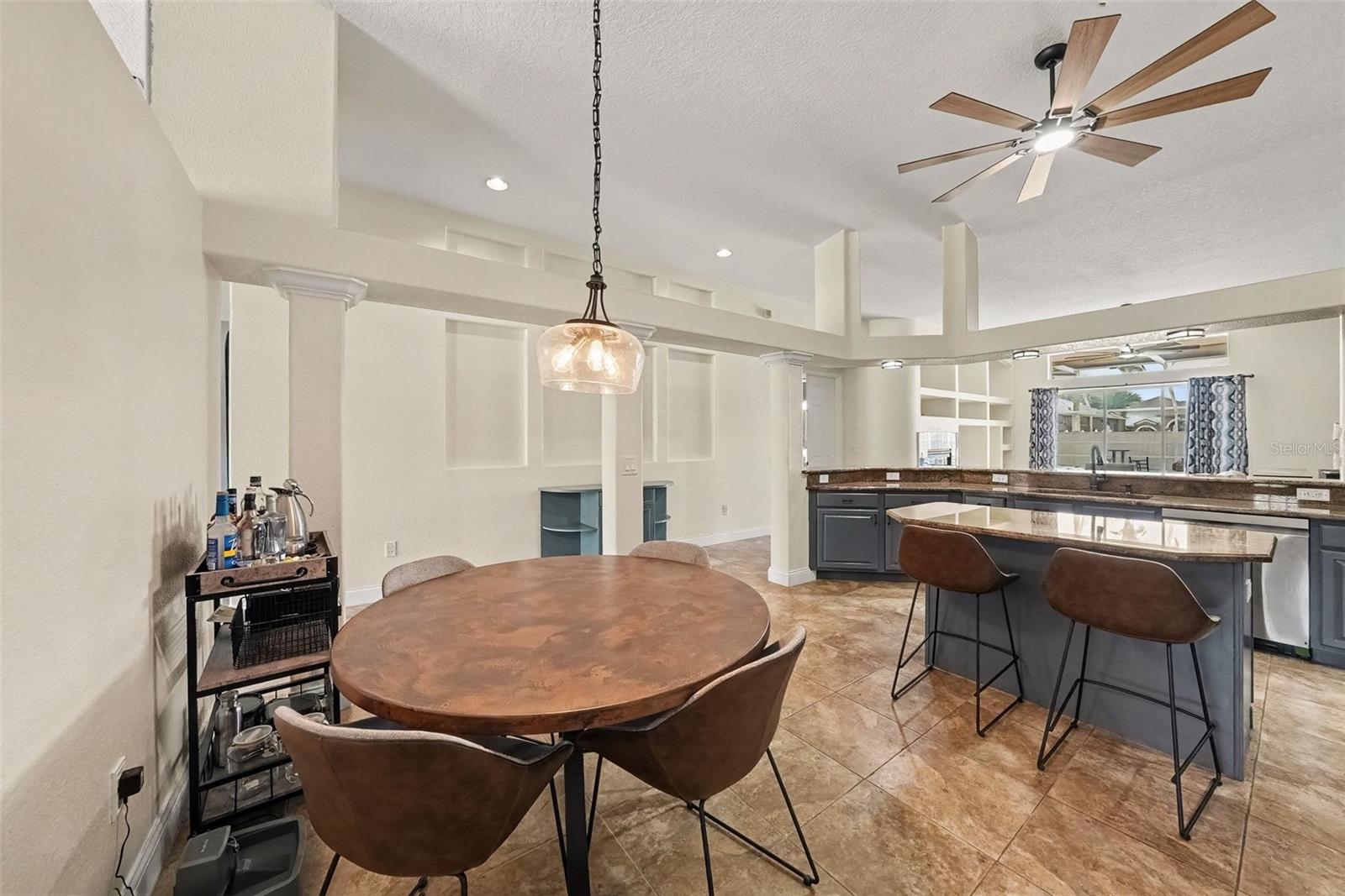 18425 EASTWYCK DR — photo 14