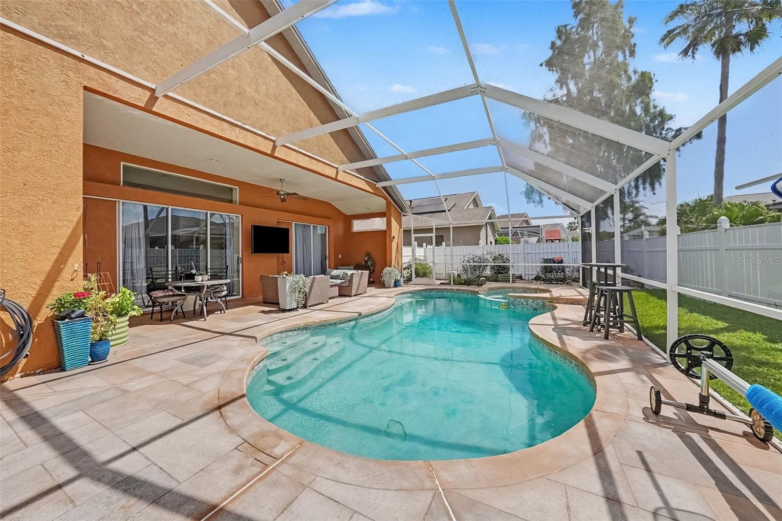 18425 EASTWYCK DR — photo 27