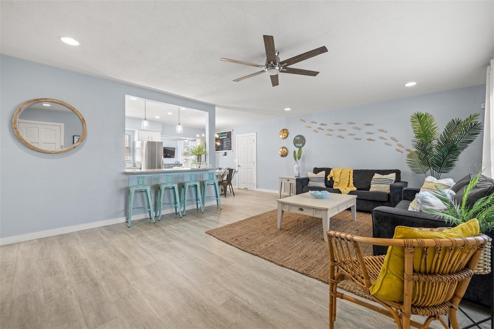 1405 TEMPLE ST — photo 5