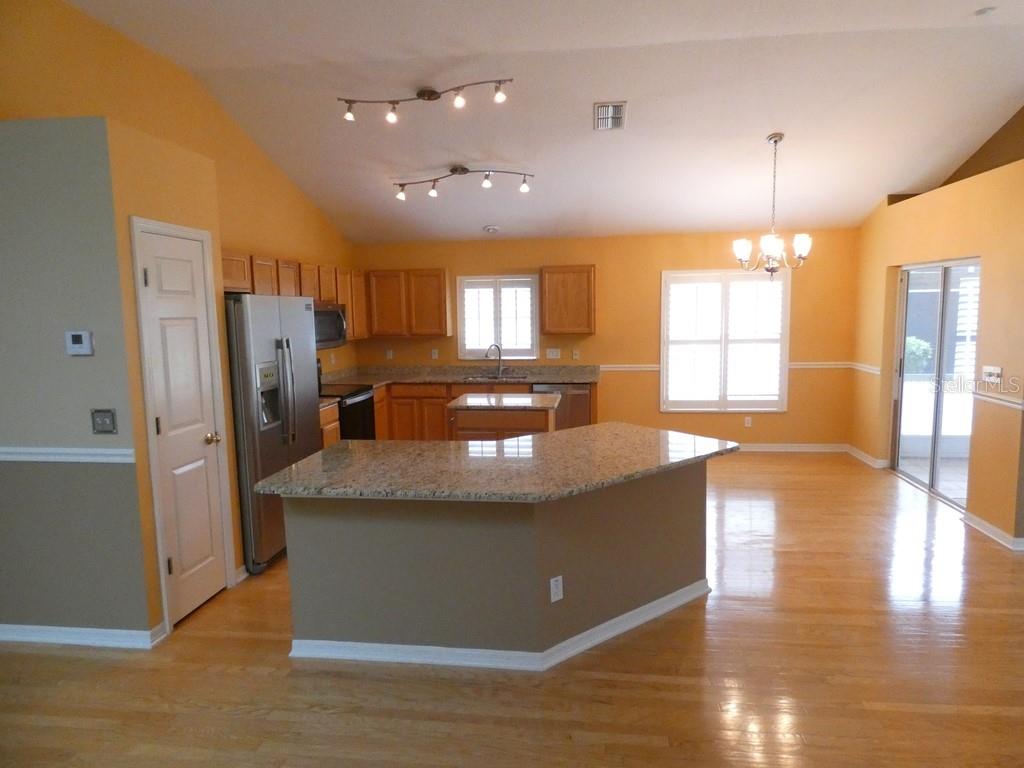 6200 ASHFIELD PL — photo 12