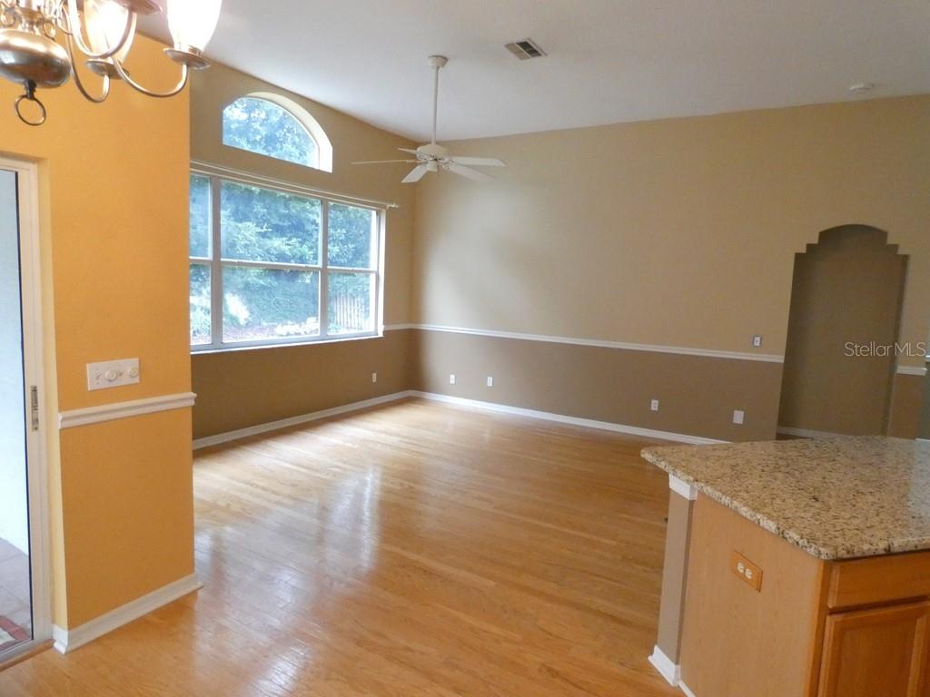 6200 ASHFIELD PL — photo 11