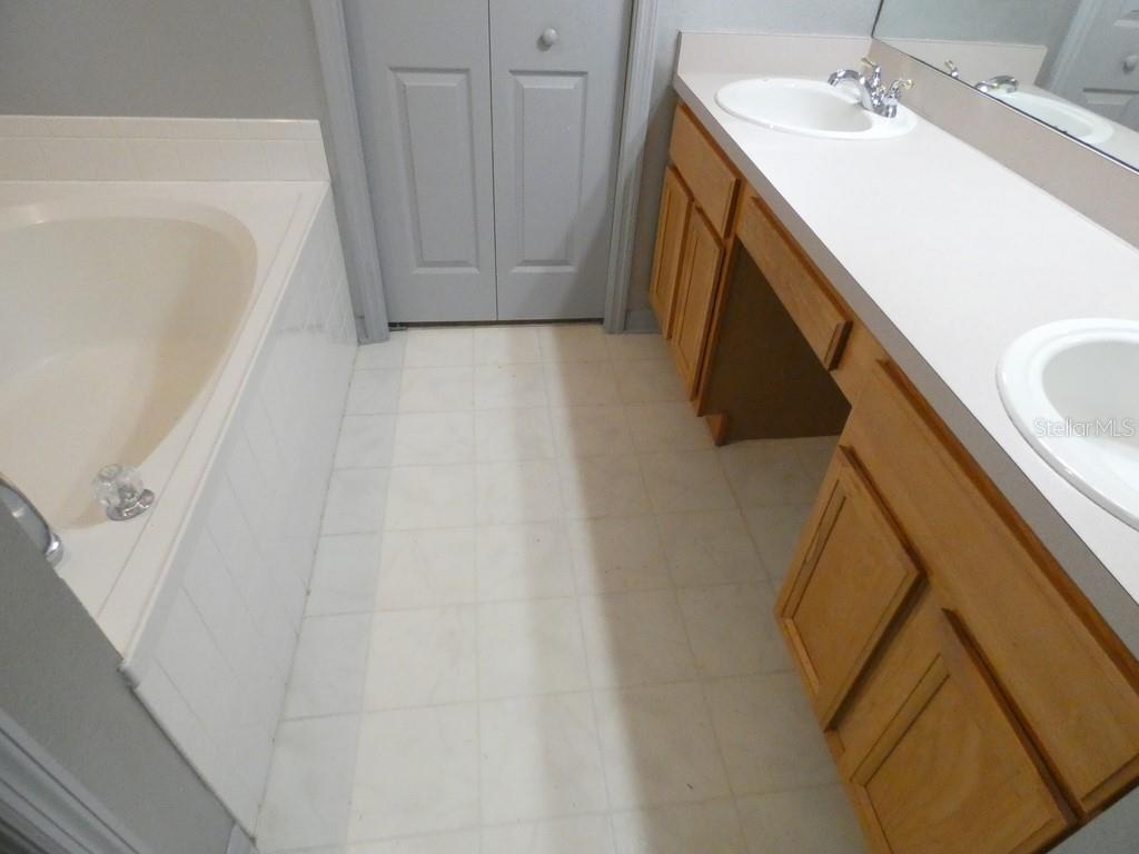 6200 ASHFIELD PL — photo 26
