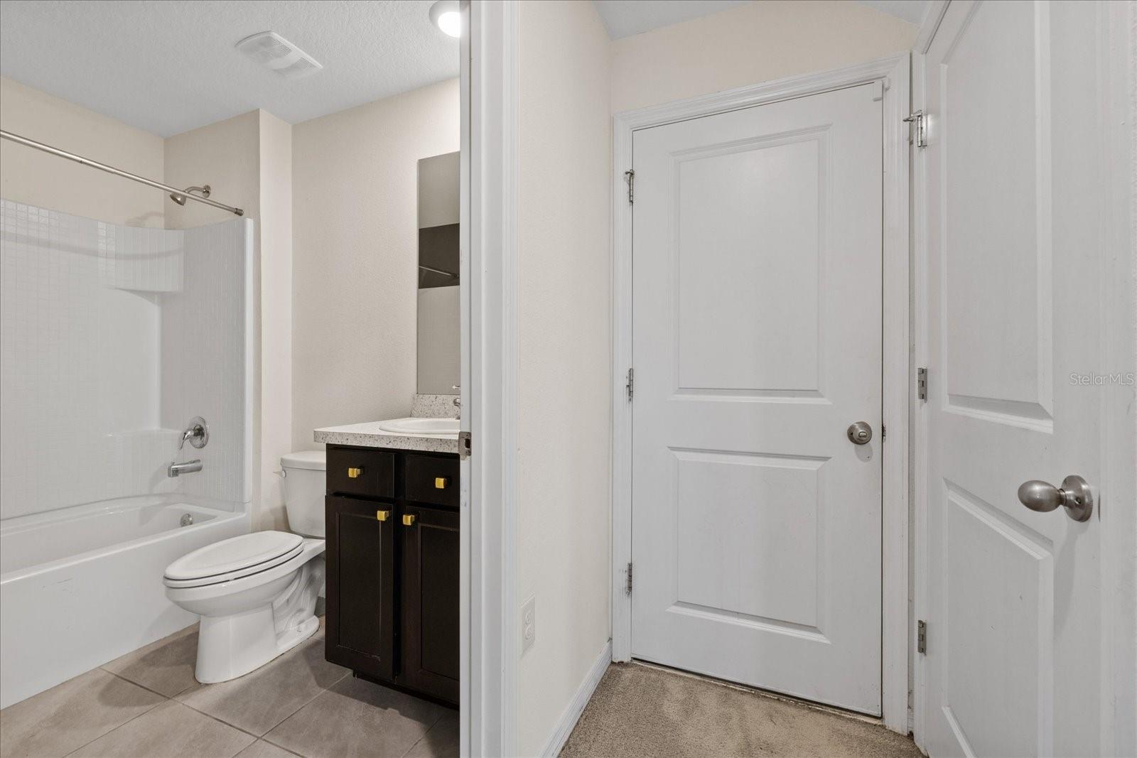13904 WINEBERRY DR — photo 12