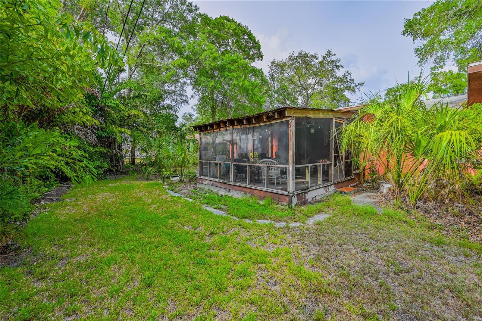 504 W DAVIS BLVD — photo 14