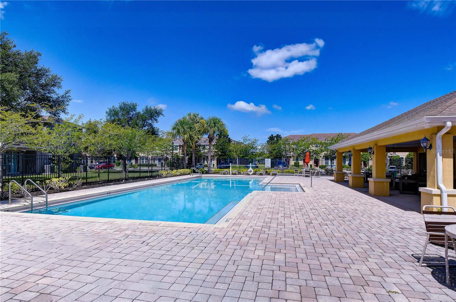6919 TOWERING SPRUCE DR — photo 34