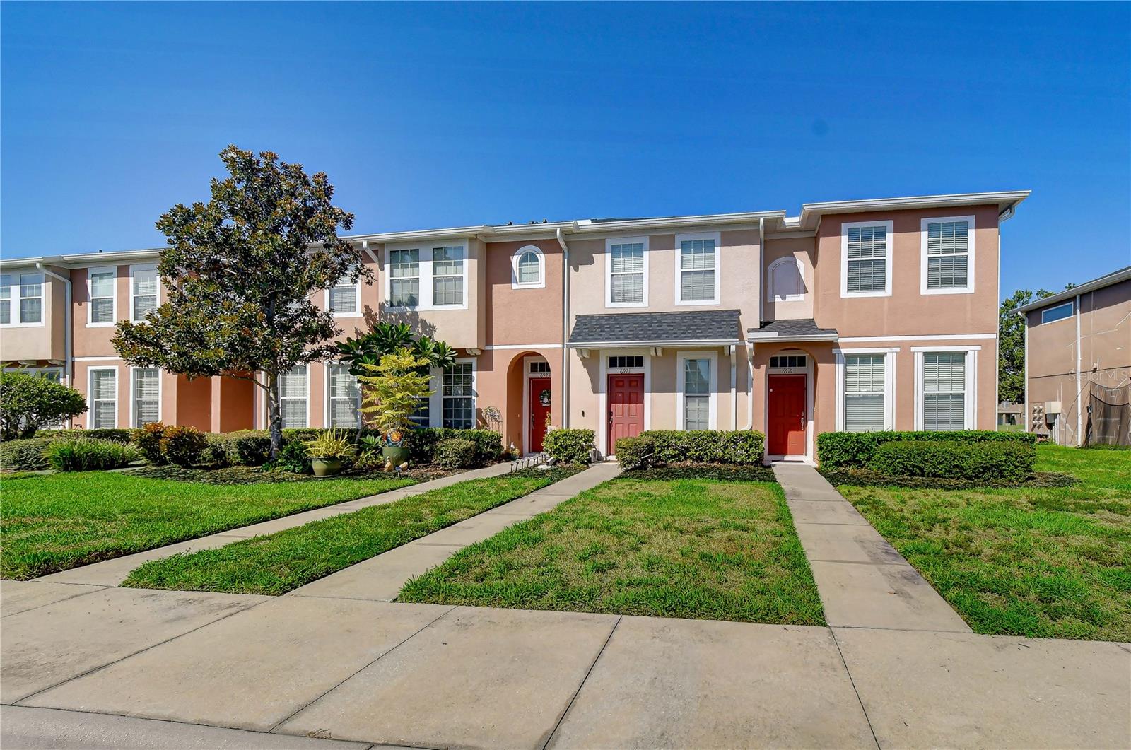 6919 TOWERING SPRUCE DR — photo 4