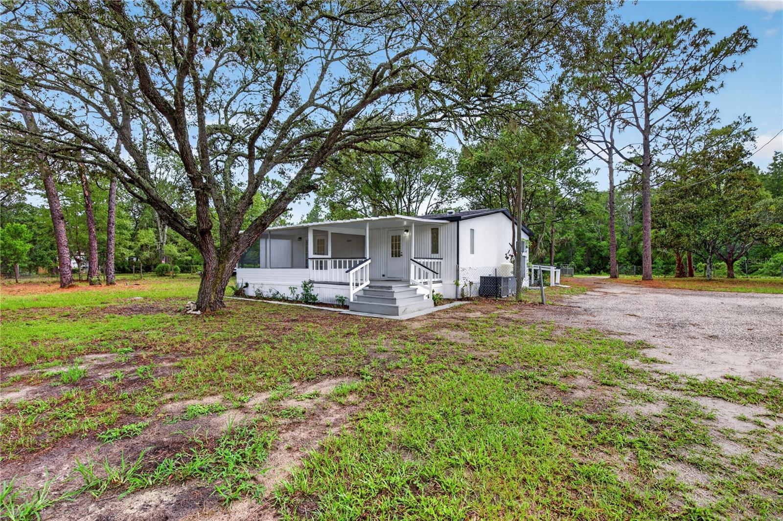 17544 GALVESTON ST — photo 62