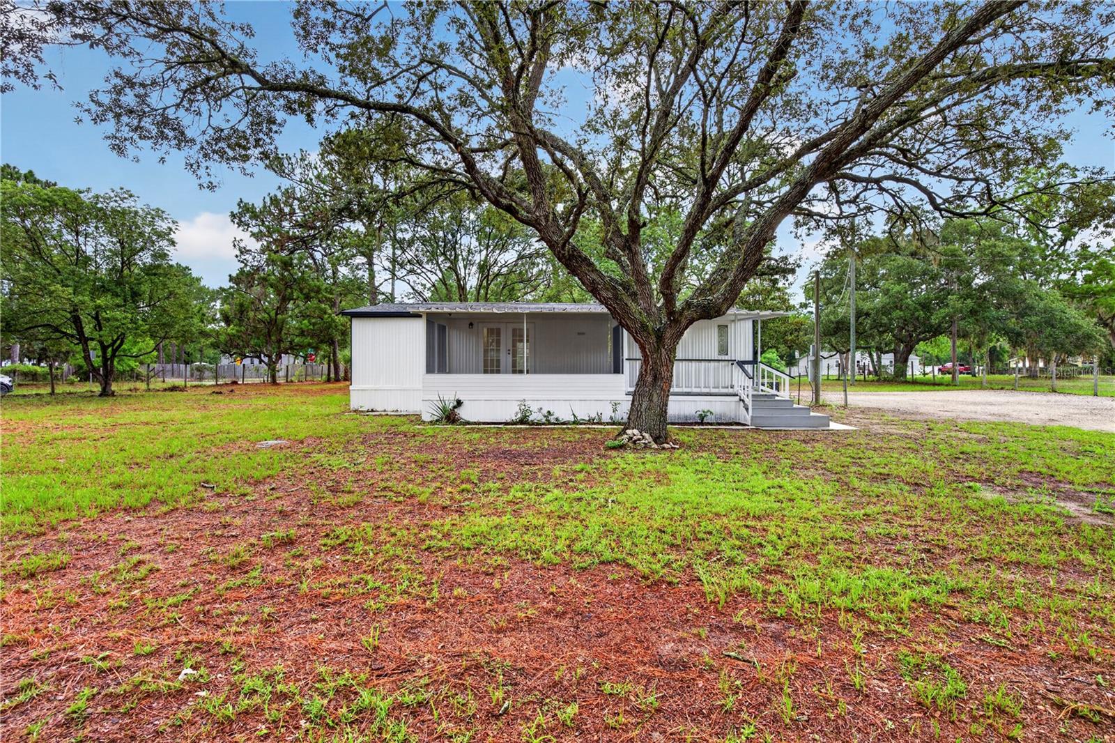 17544 GALVESTON ST — photo 61