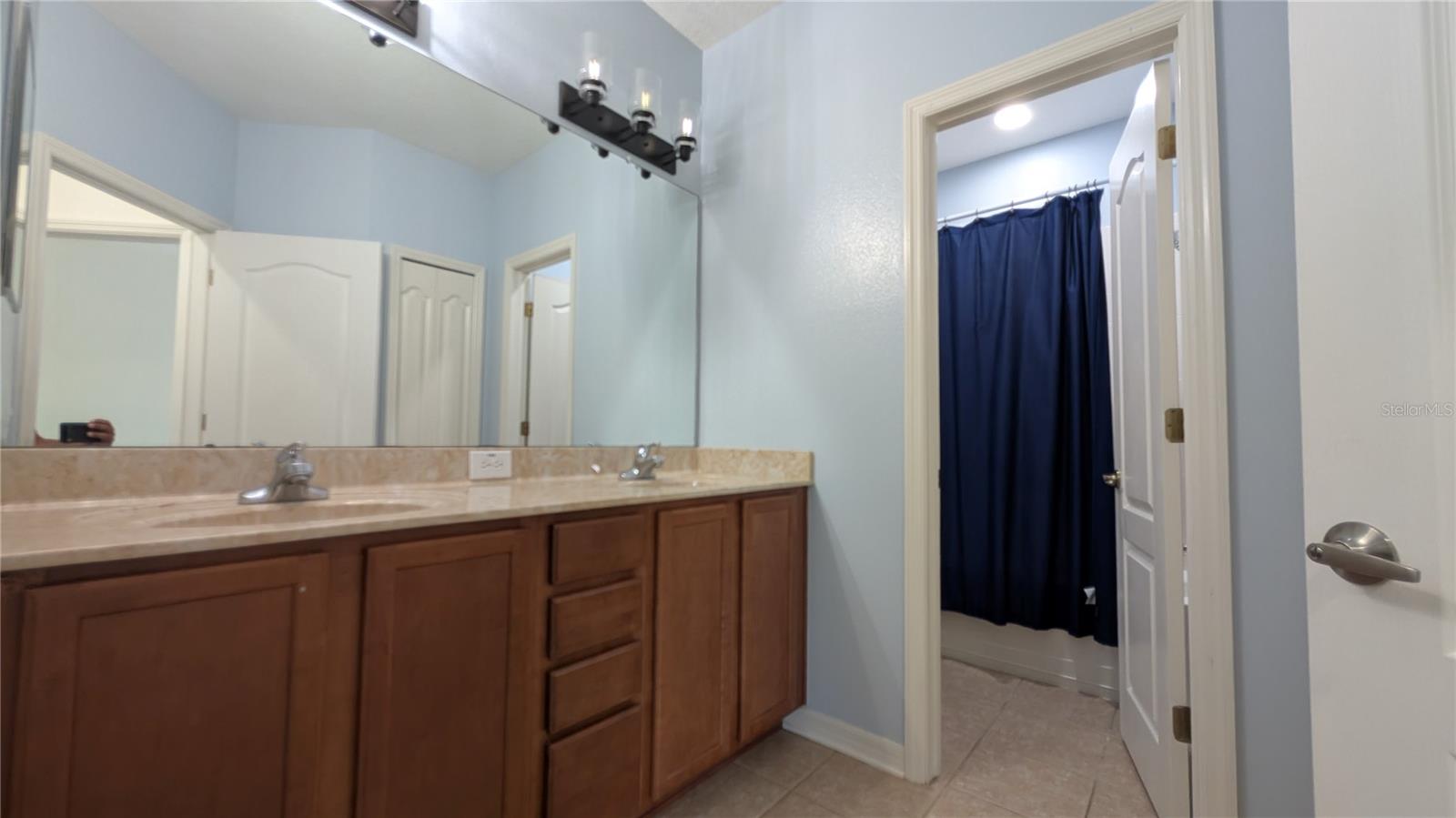 4023 HUNTINGDALE CT — photo 26