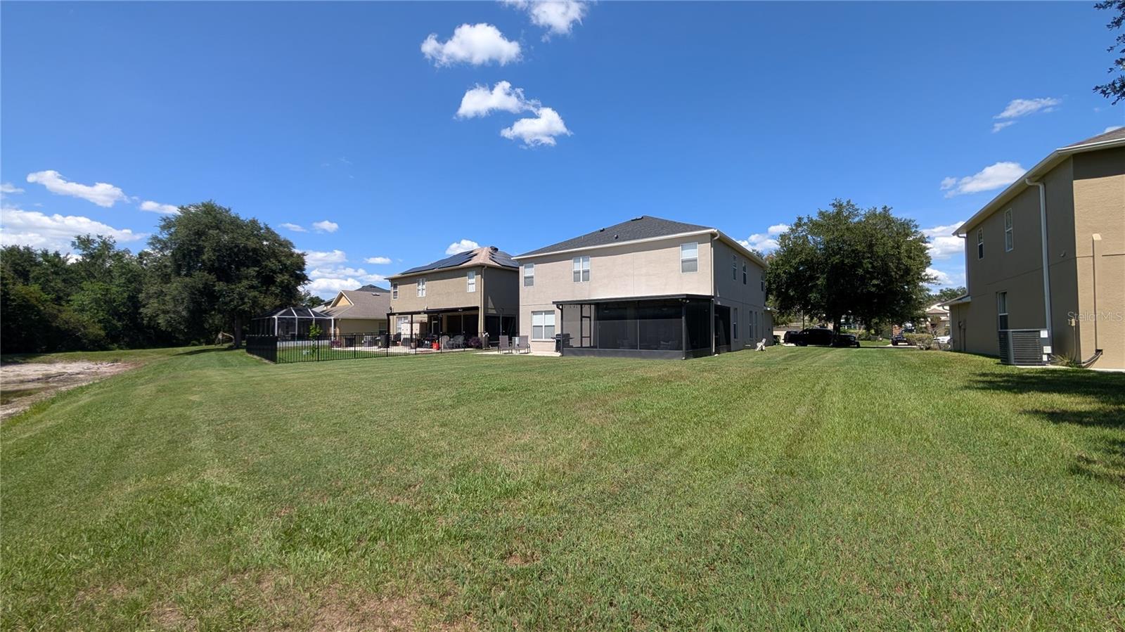 4023 HUNTINGDALE CT — photo 33