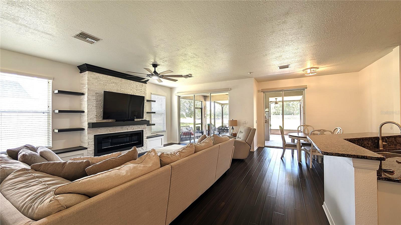 4023 HUNTINGDALE CT — photo 7