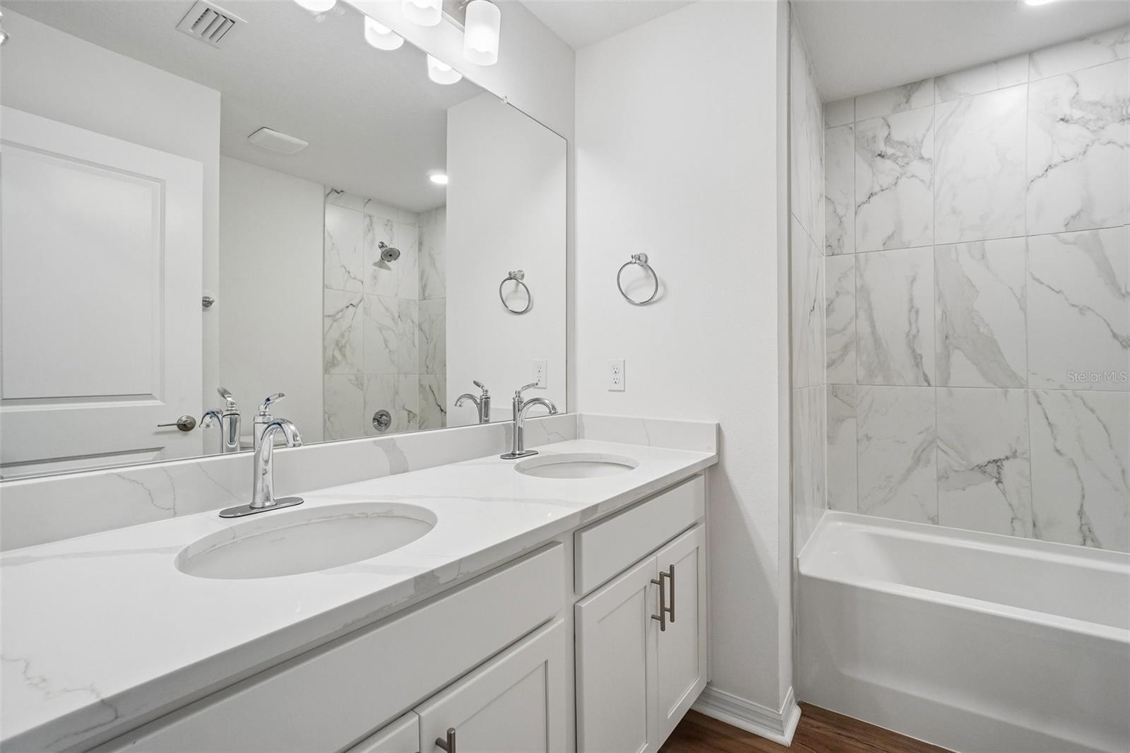 6844 HOLCOMBE DOWN DR — photo 23