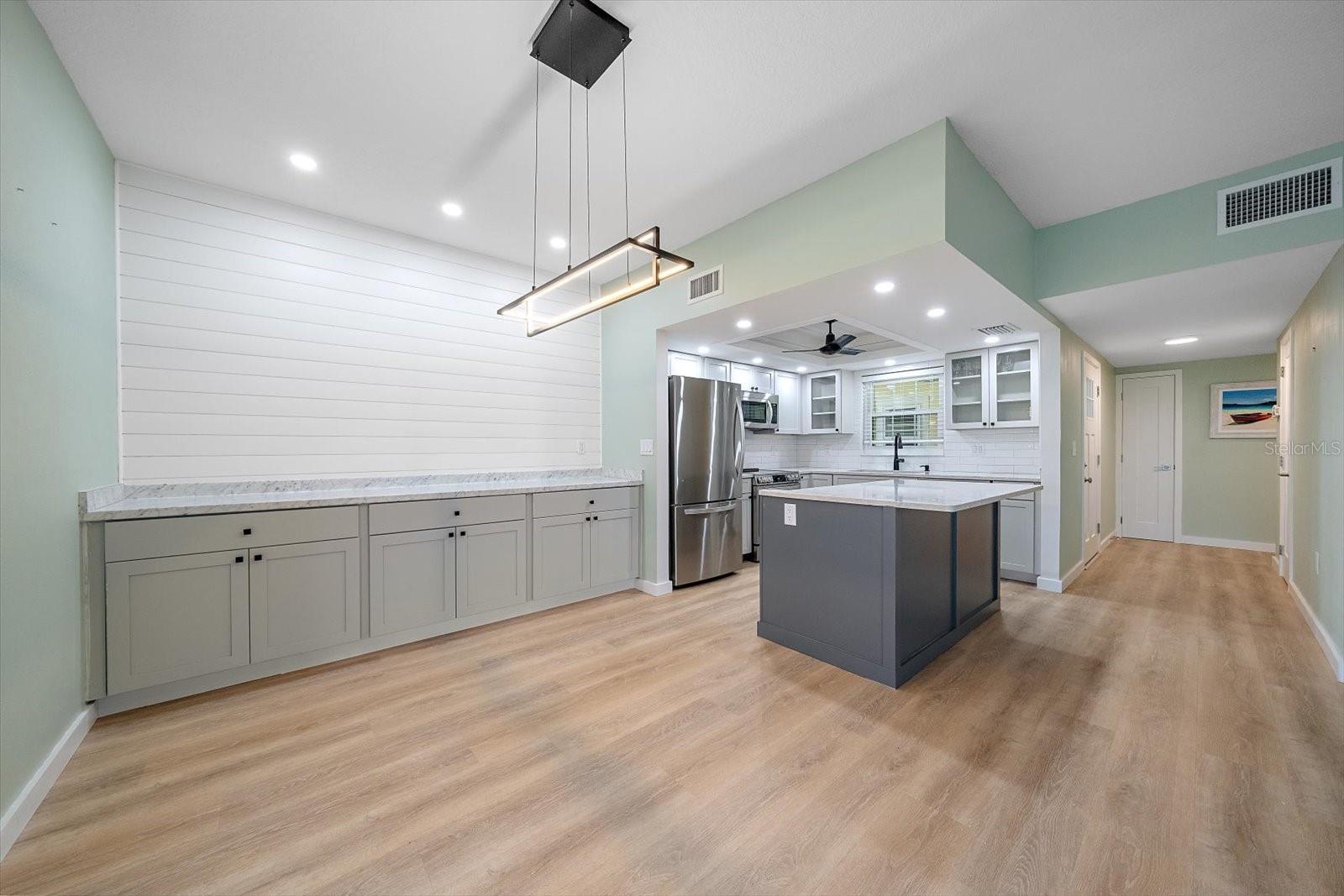 5865 TIDEWOOD AVE #8 — photo 8