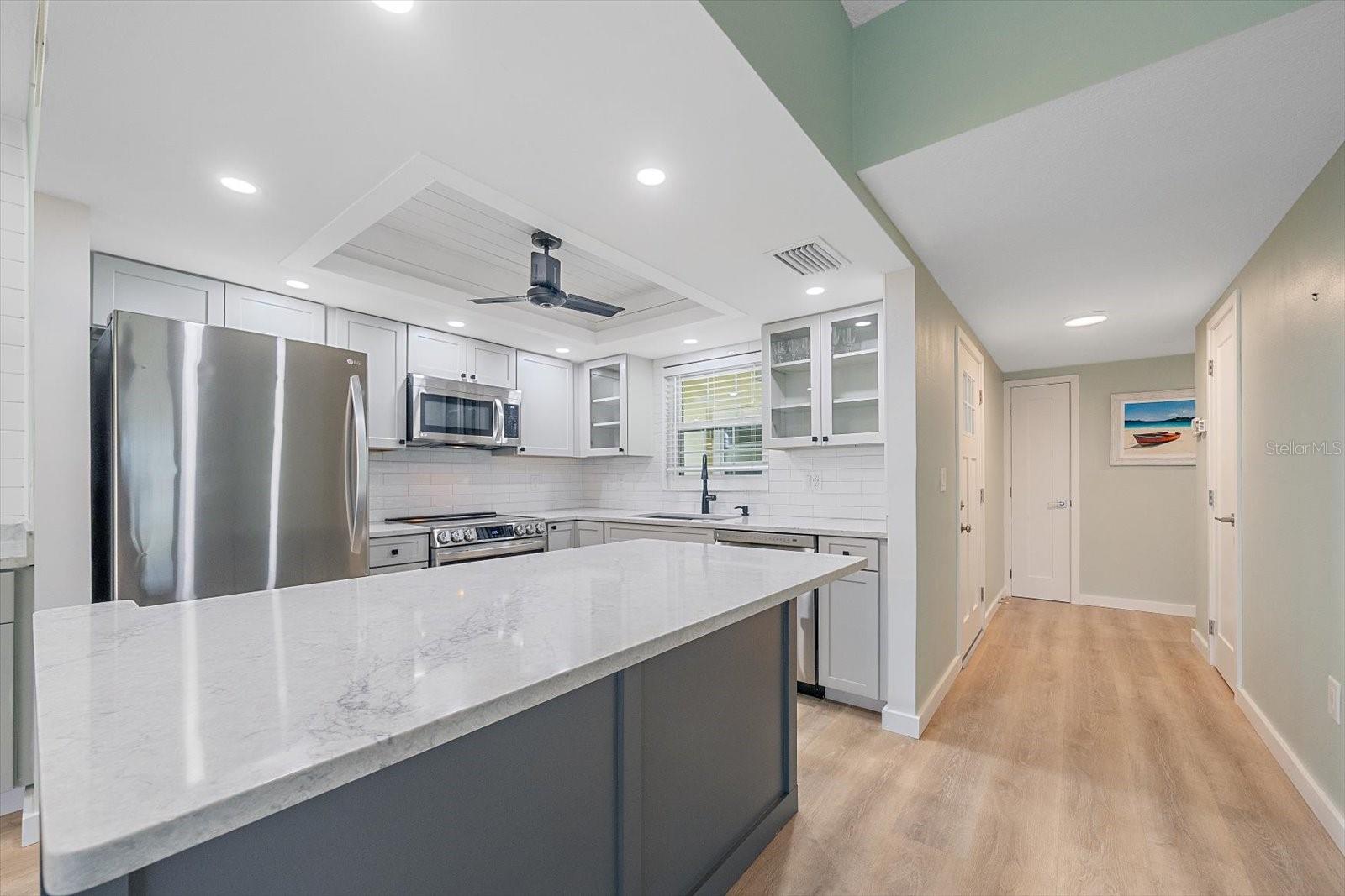 5865 TIDEWOOD AVE #8 — photo 4