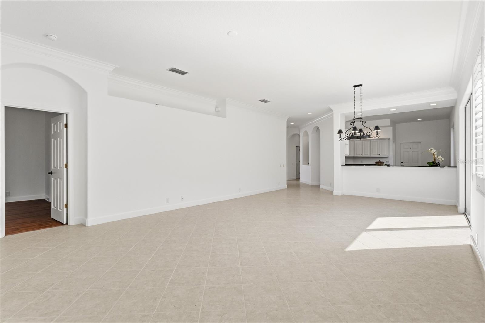 8644 54TH AVENUE CIR E — photo 12