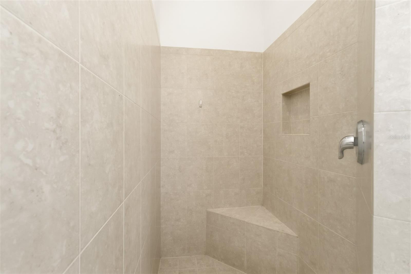 8644 54TH AVENUE CIR E — photo 36