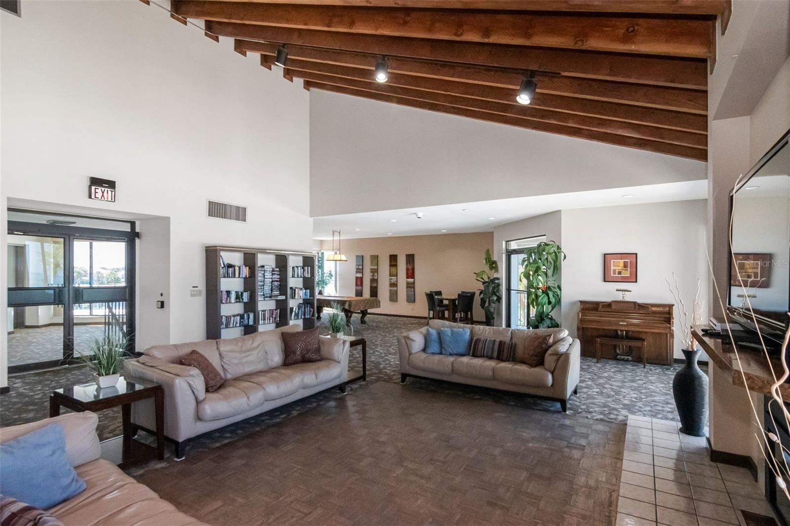 1660 GULF BLVD #407 — photo 38