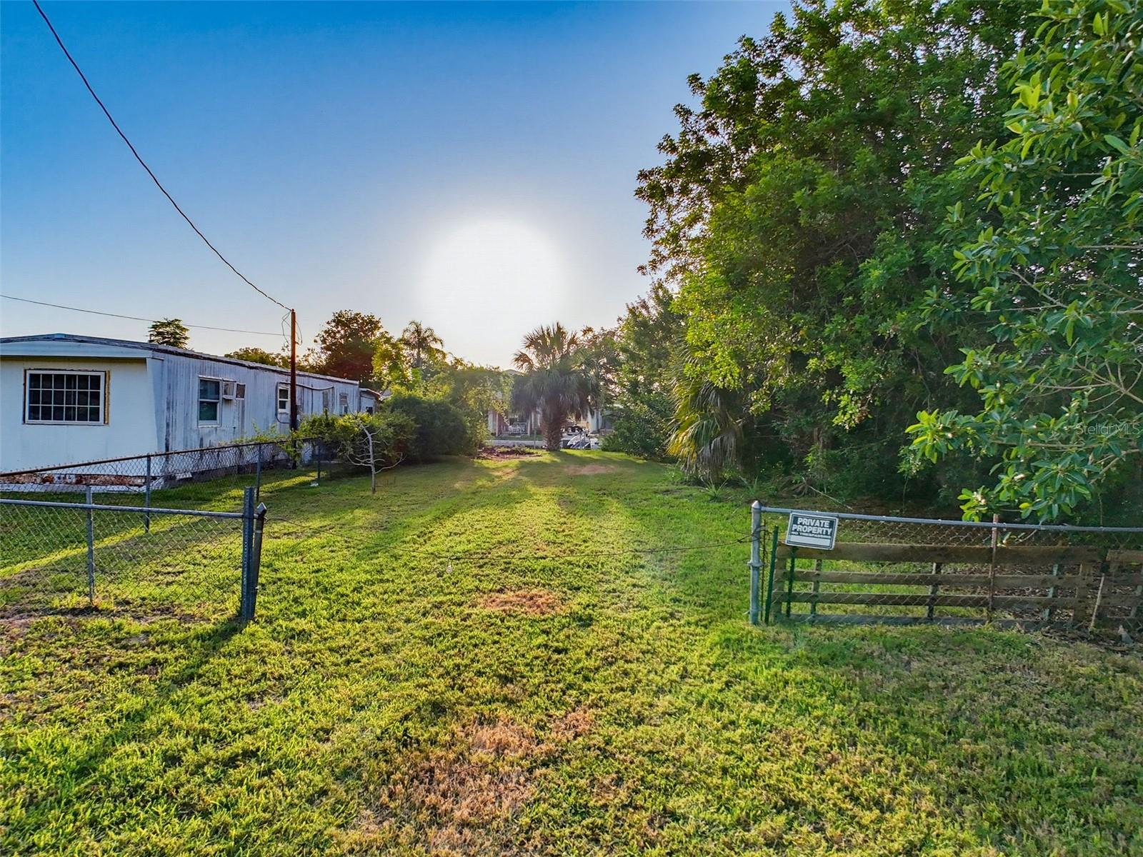 14905 OLD DIXIE HWY — photo 3
