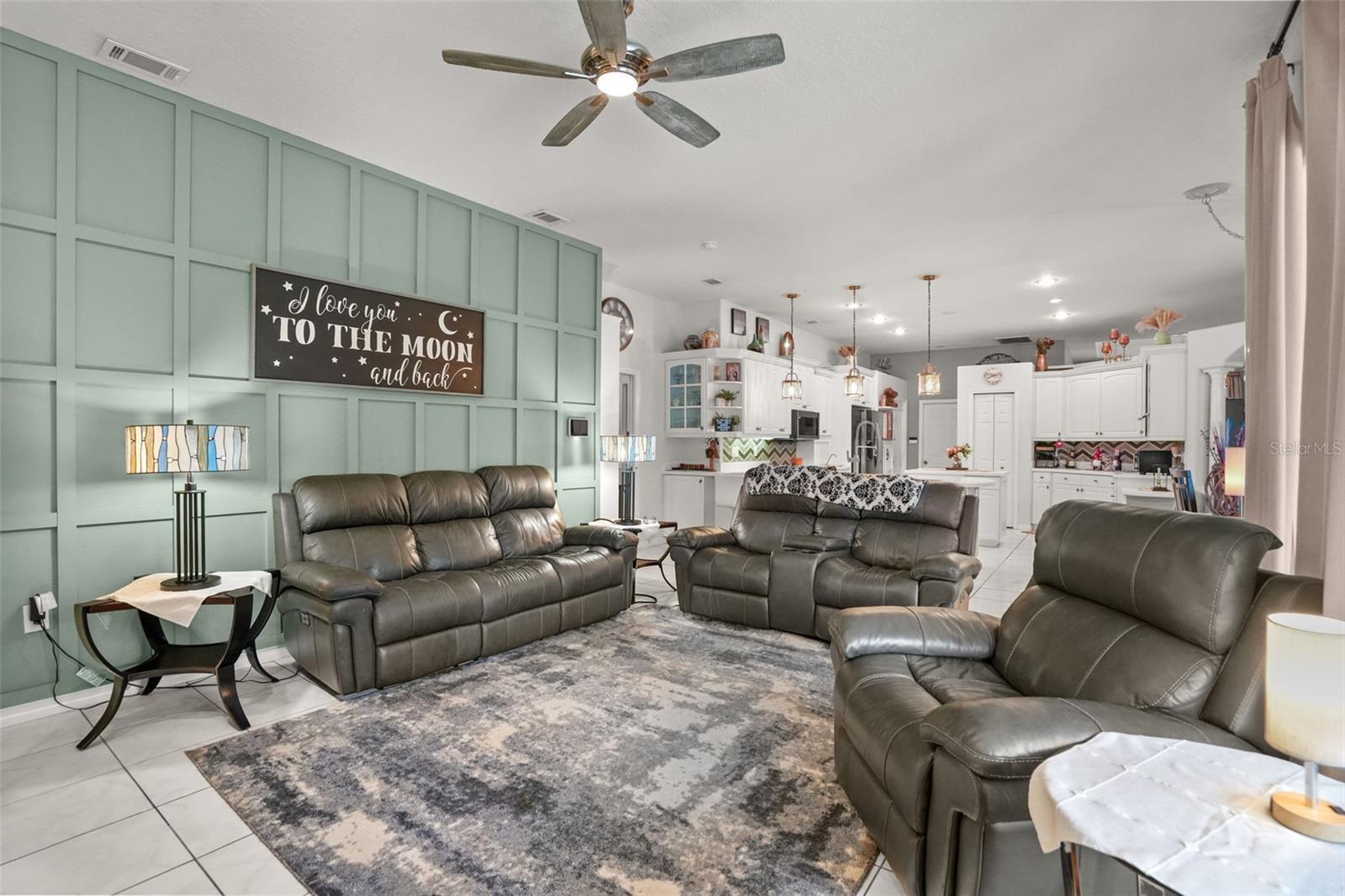 2117 LARKSPUR CT — photo 17