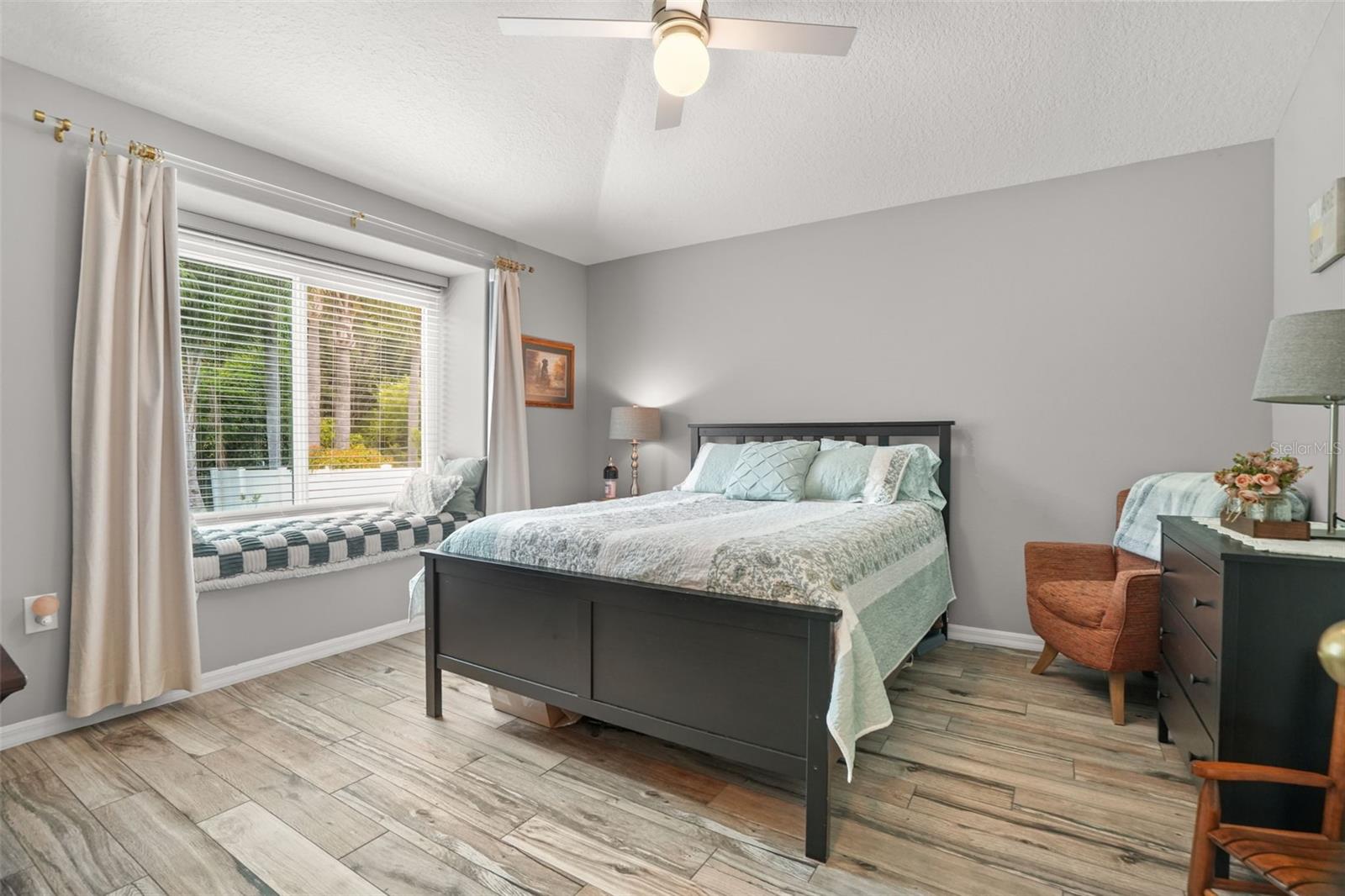 2117 LARKSPUR CT — photo 23