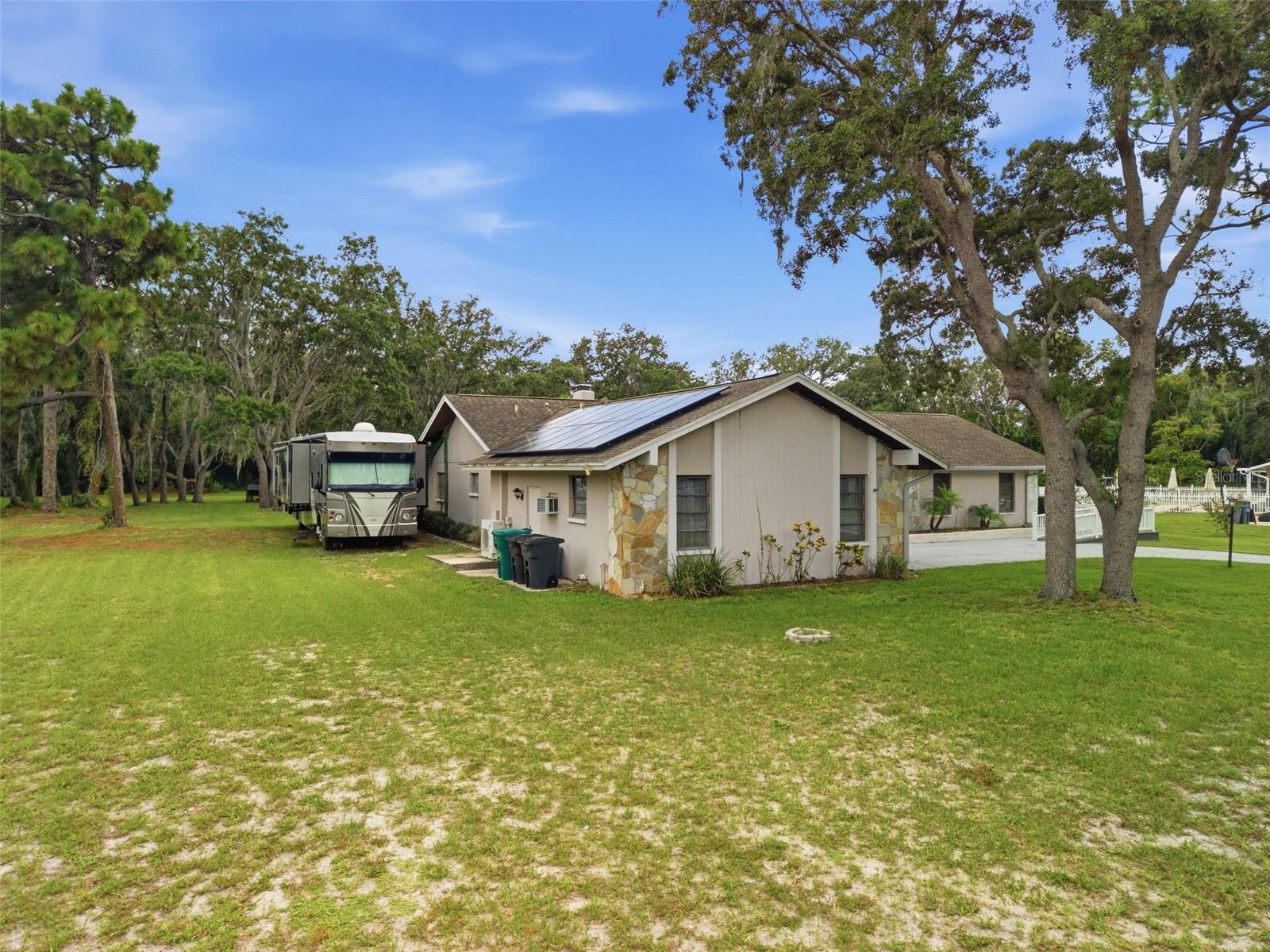6706 WALDORF CT — photo 38