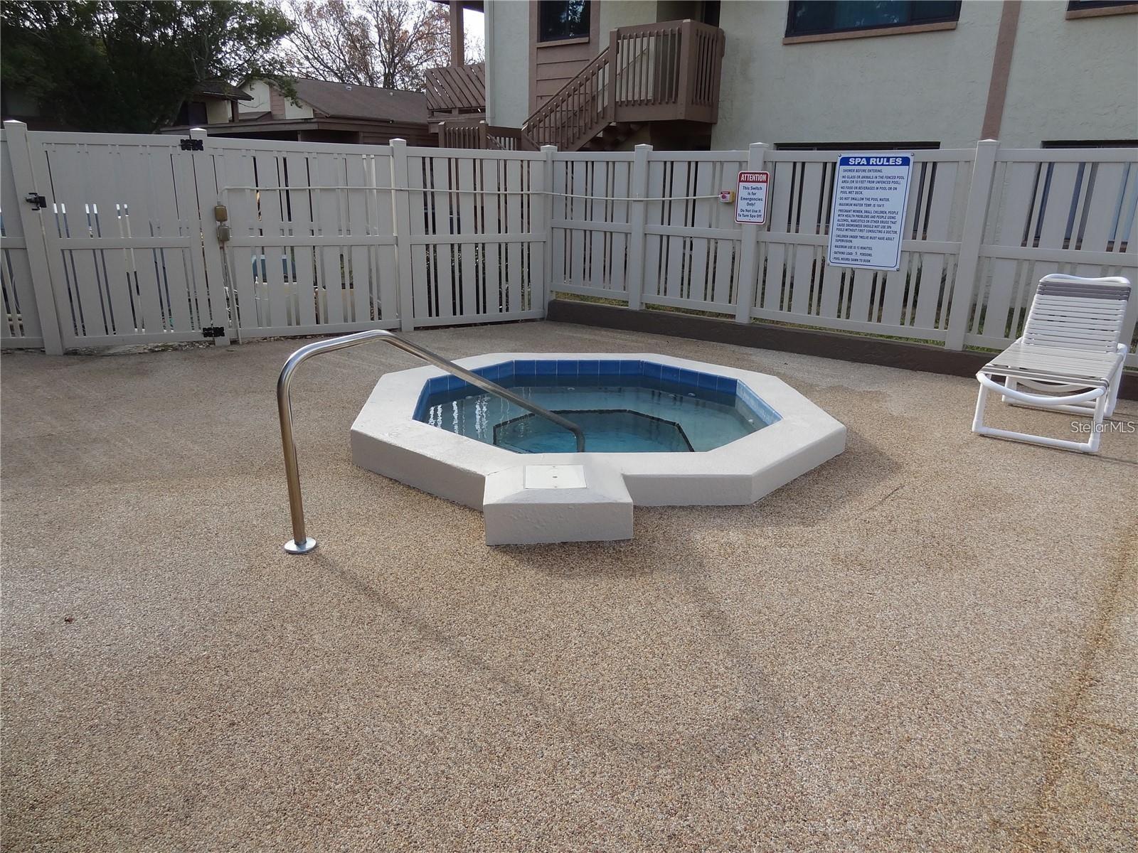 12805 WEDGEWOOD WAY #C — photo 33