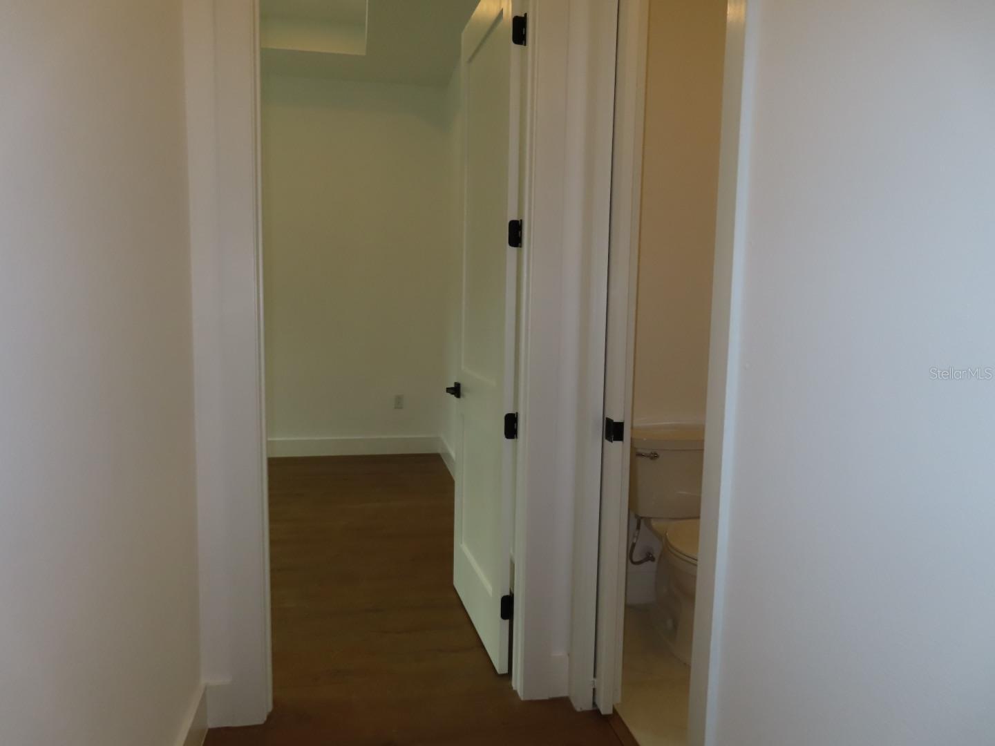 2651 PEAKE ST — photo 26