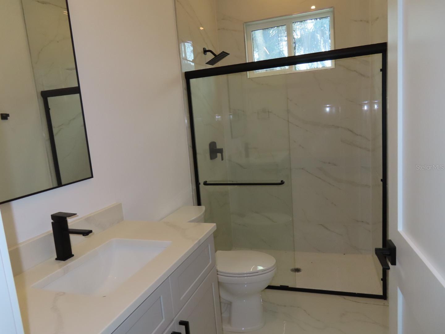 2651 PEAKE ST — photo 30