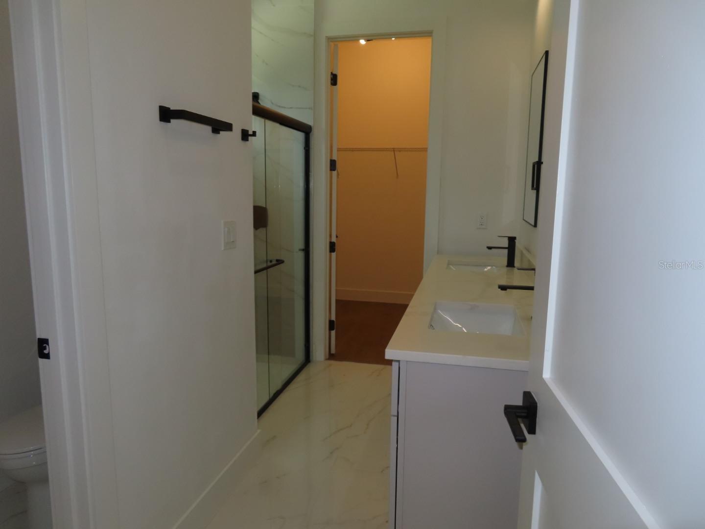 2651 PEAKE ST — photo 22