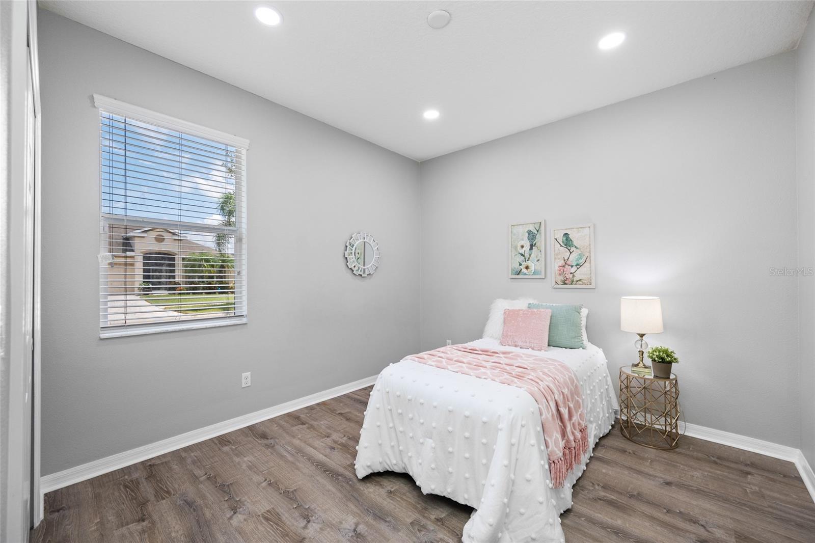 1405 PARKER DEN DR — photo 25