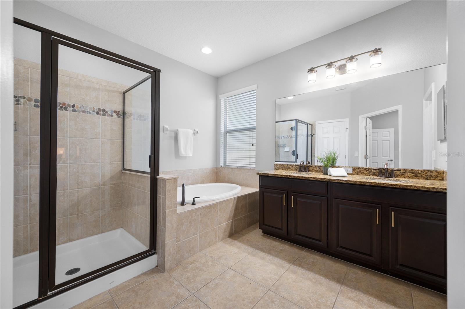 1405 PARKER DEN DR — photo 67