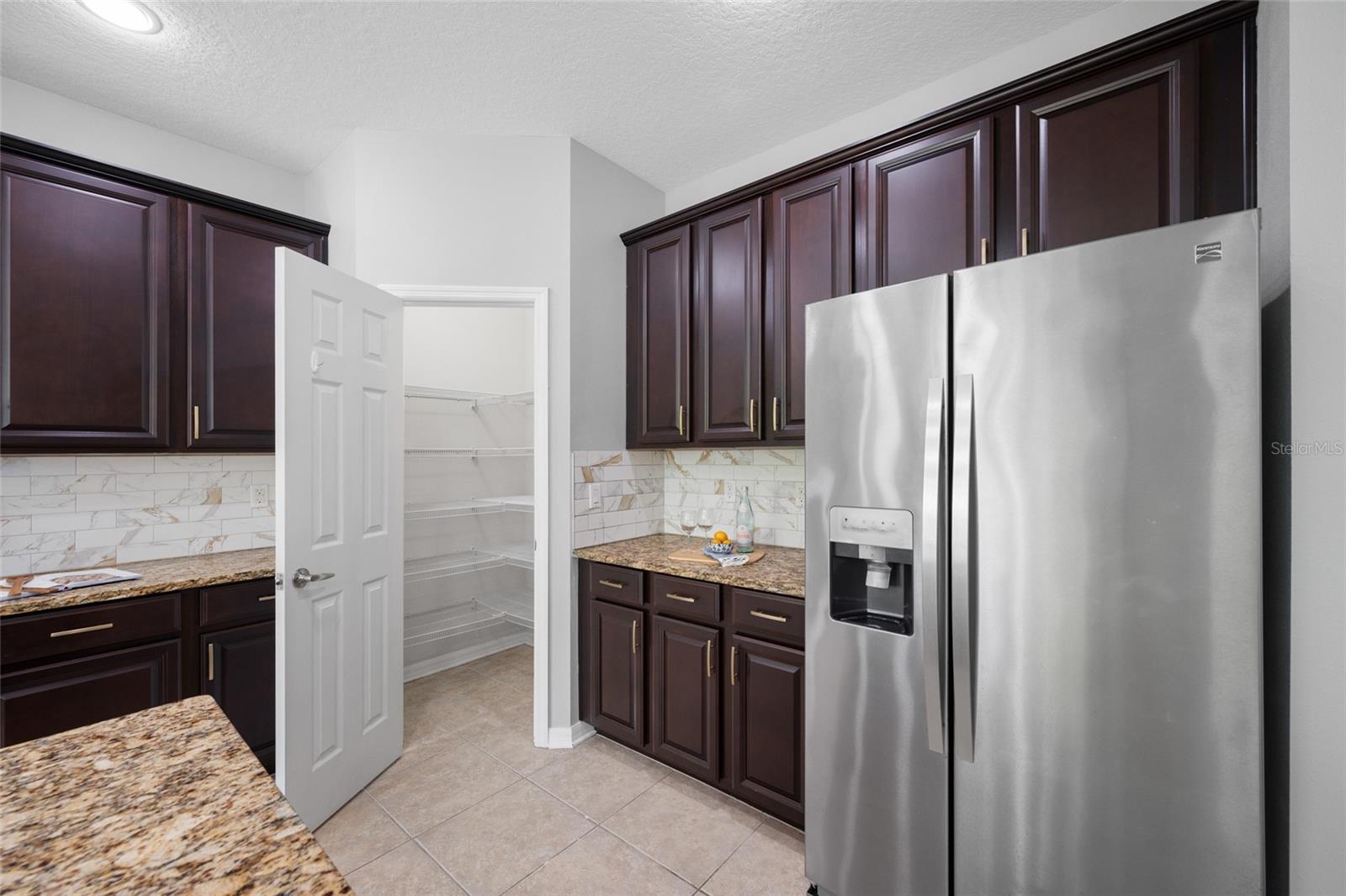 1405 PARKER DEN DR — photo 56