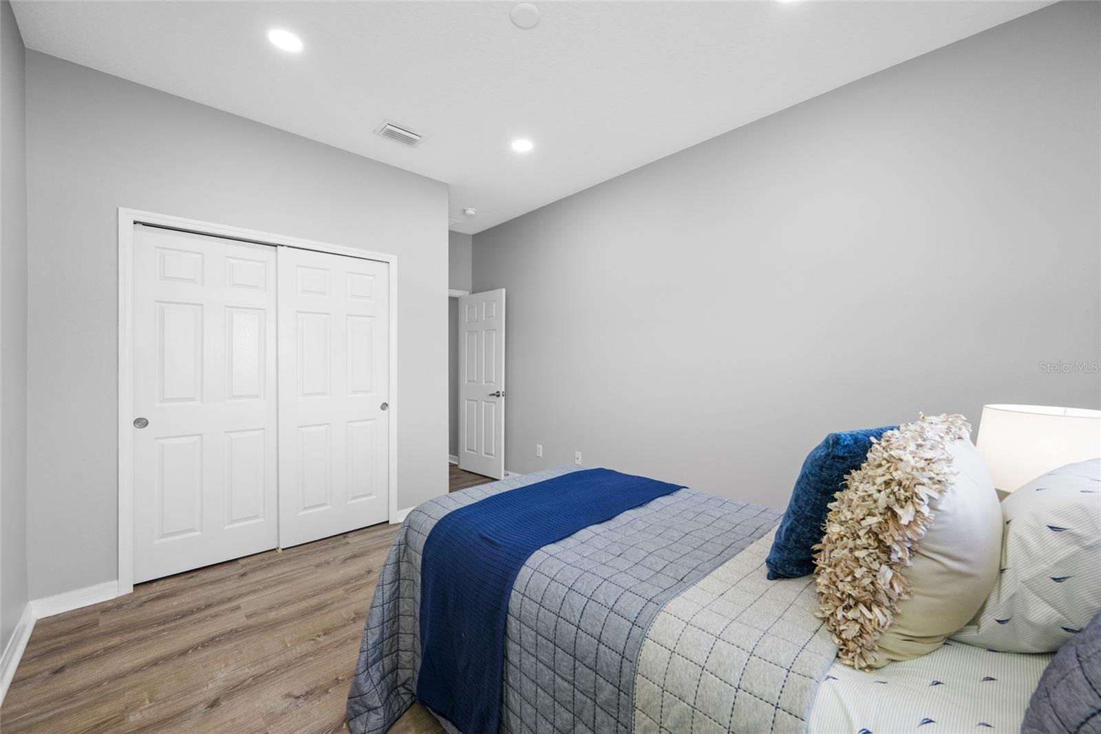 1405 PARKER DEN DR — photo 20