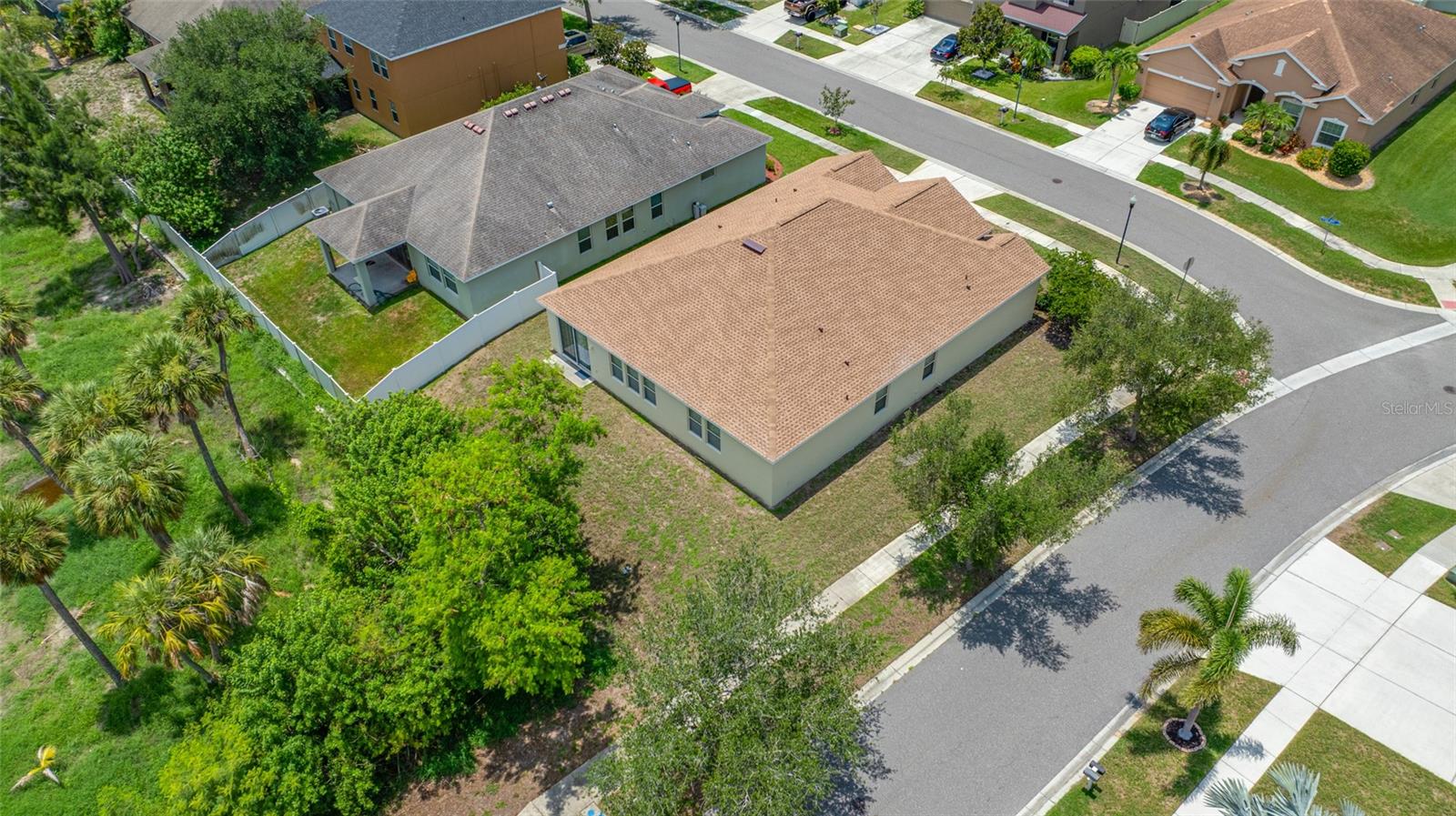 1405 PARKER DEN DR — photo 91