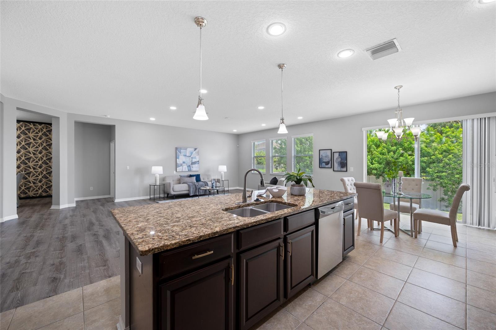 1405 PARKER DEN DR — photo 59